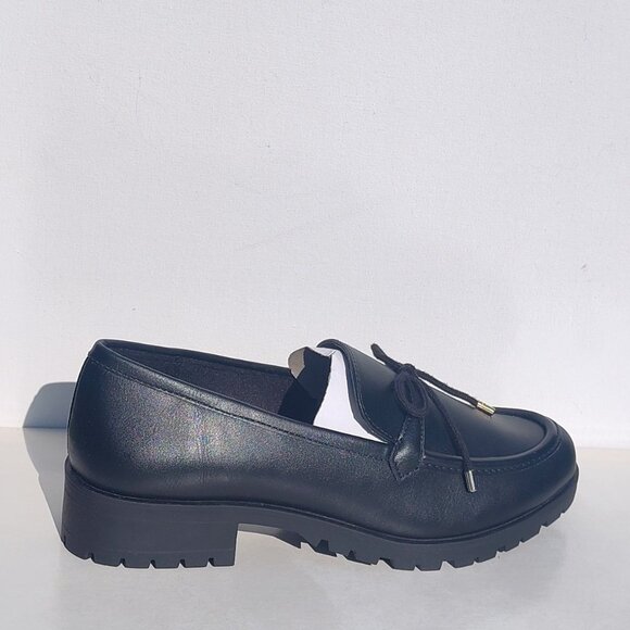 Women's Loafers - Picture 1 of 5